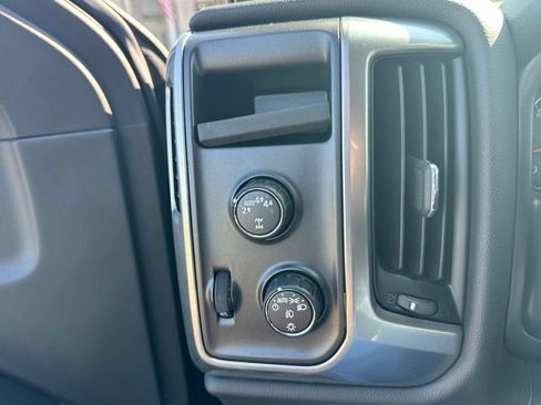 Used 2017 Chevrolet Silverado 1500 LT w/ Midnight Edition AWD/4WD image 14