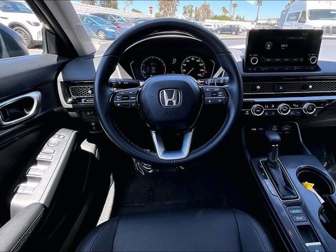 Used 2024 Honda Civic EX-L image 7