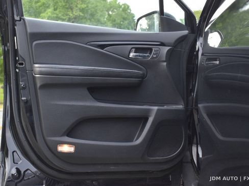 Used 2016 Honda Pilot Touring image 8