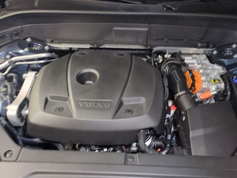 New 2026 Volvo XC90 T8 Ultra w/ Protection Package AWD/4WD image 11