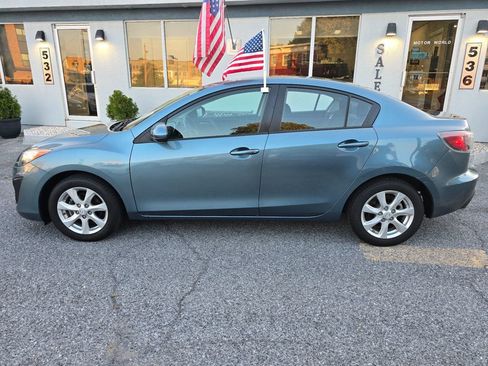 Used 2011 MAZDA MAZDA3 i Touring FWD image 7