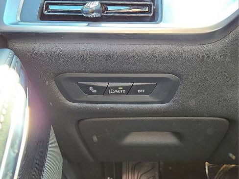 Used 2026 BMW X6 xDrive40i image 24