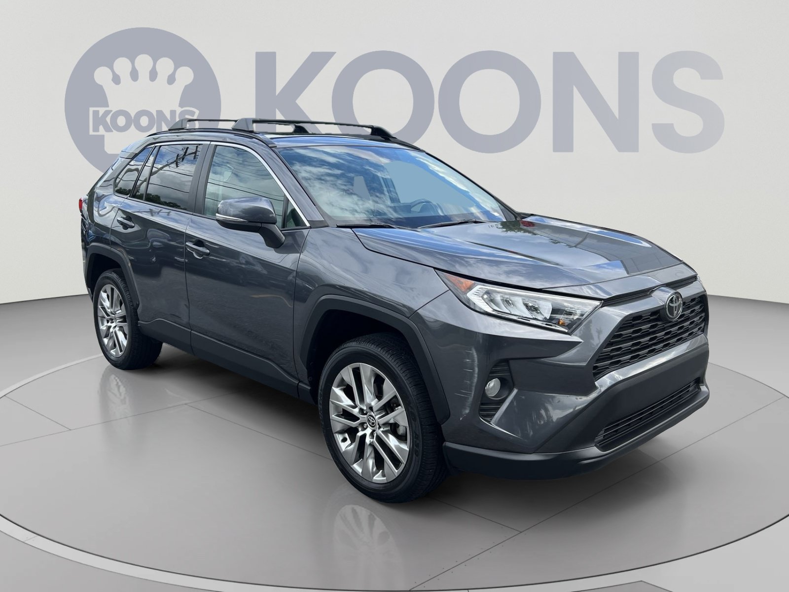 Used 2021 Toyota RAV4 XLE Premium AWD/4WD image 10
