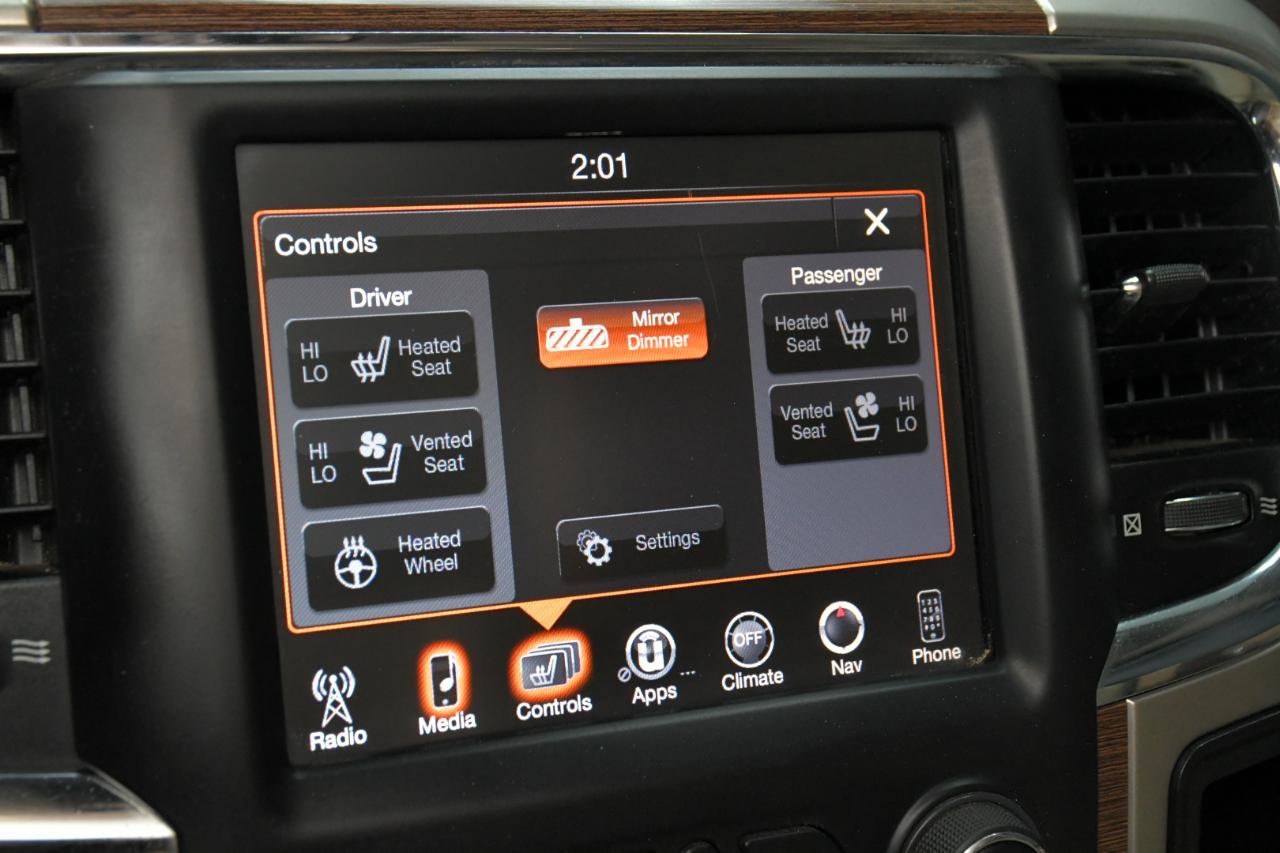 Used 2015 RAM 1500 Laramie w/ Convenience Group AWD/4WD image 45