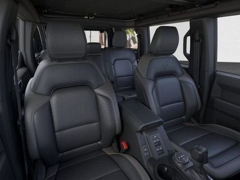 New 2025 Ford Bronco Outer Banks AWD/4WD image 9
