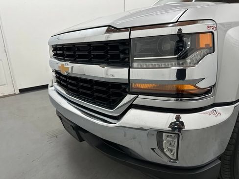 Used 2017 Chevrolet Silverado 1500 LT w/ Texas Edition RWD image 23