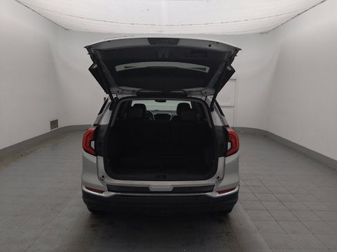 Used 2021 GMC Terrain SLT FWD image 29