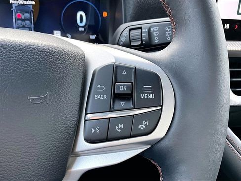 New 2026 Ford Explorer Active w/ Active Comfort Package image 11