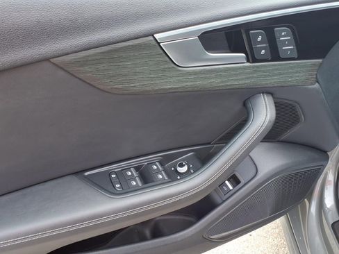 Used 2023 Audi A4 2.0T Premium Plus image 11