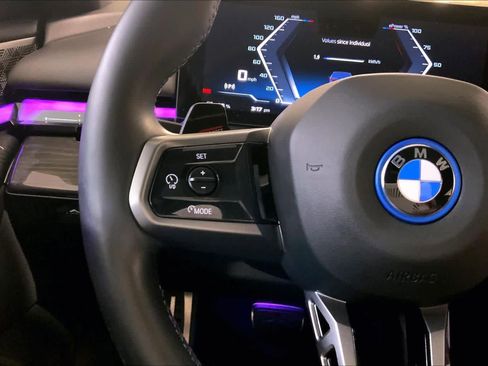 Used 2024 BMW i5 M60 image 23