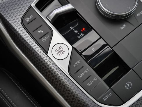 Used 2025 BMW 430i xDrive w/ Premium Package image 28