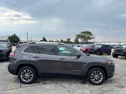 Used 2019 Jeep Cherokee Latitude Plus w/ Comfort/Convenience Group AWD/4WD image 5