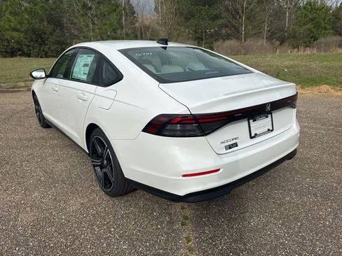 New 2026 Honda Accord SE image 4
