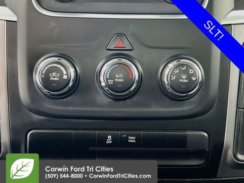 Used 2024 RAM 1500 Classic SLT AWD/4WD image 9