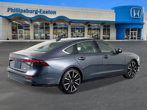 New 2026 Honda Accord Touring image 5