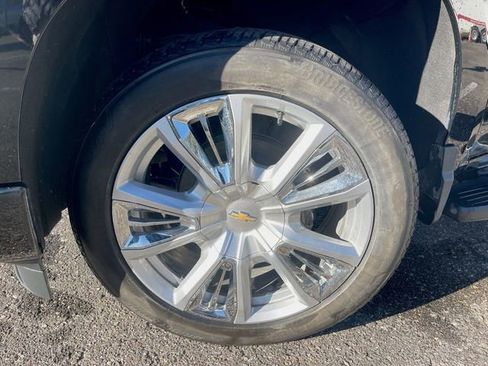Used 2023 Chevrolet Silverado 1500 High Country w/ Technology Package image 33