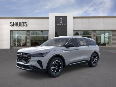 New 2026 Lincoln Nautilus Premier image 1