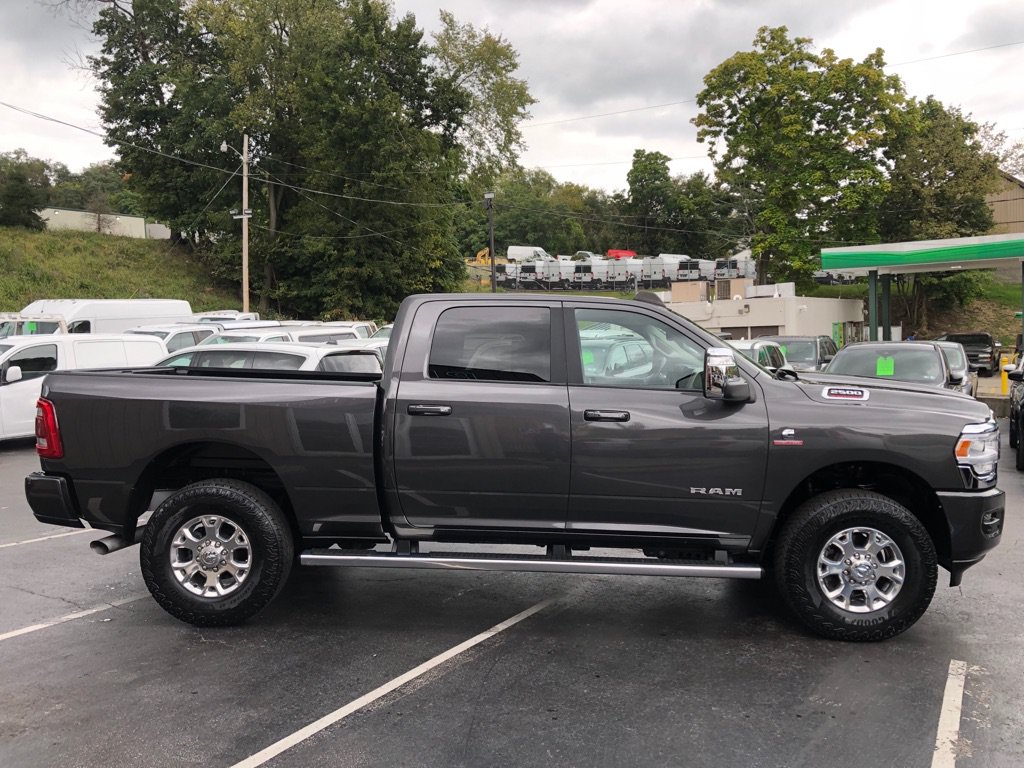 Used 2024 RAM 2500 Laramie w/ Safety Group AWD/4WD image 7