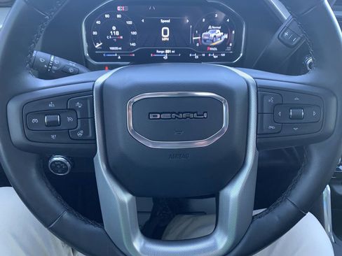 Used 2025 GMC Sierra 2500 Denali w/ Denali Reserve Package AWD/4WD image 16