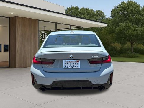 Used 2023 BMW 330i Sedan w/ M Sport Package RWD image 10