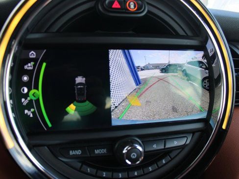 Used 2021 MINI Cooper S image 26