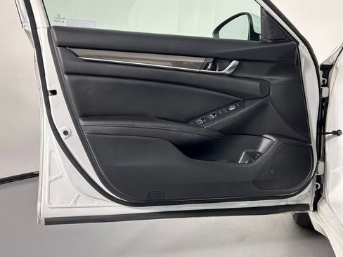 Used 2020 Honda Accord Sport image 31
