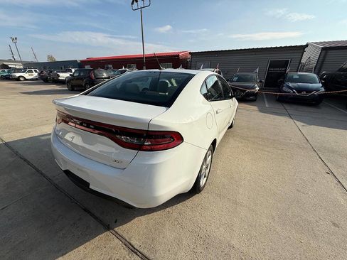 Used 2016 Dodge Dart SXT image 9