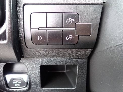 Used 2024 RAM ProMaster 2500 w/ Convenience Group FWD image 23