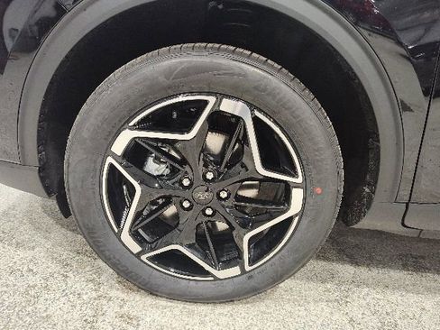 New 2026 Ford Escape Platinum w/ Premium Technology Package image 9