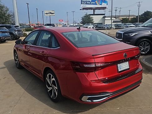 New 2026 Volkswagen Jetta SEL image 7