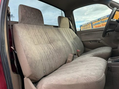 Used 2004 Toyota Tacoma 2WD Regular Cab image 14