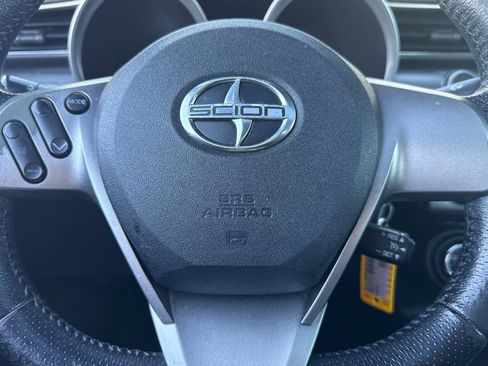 Used 2014 Scion tC FWD image 19