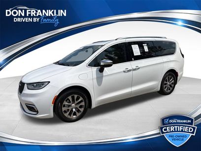 Used 2026 Chrysler Pacifica Pinnacle