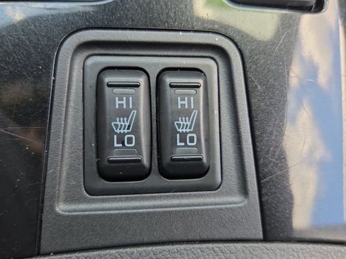 Used 2020 Mitsubishi Outlander SE FWD image 30