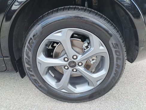 Certified 2024 Ford Escape ST-Line image 4