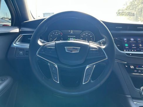 Used 2024 Cadillac XT5 Luxury image 19