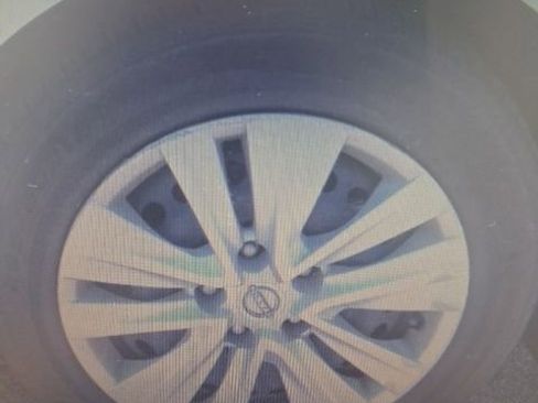 Used 2024 Nissan Sentra S FWD image 5