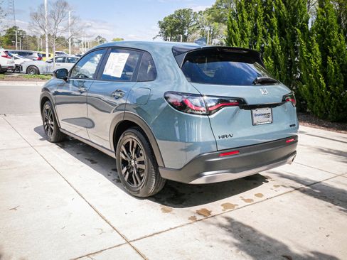 Certified 2026 Honda HR-V Sport image 8