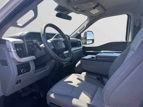 Used 2024 Ford F250 XL w/ XL Off-Road Package AWD/4WD image 11