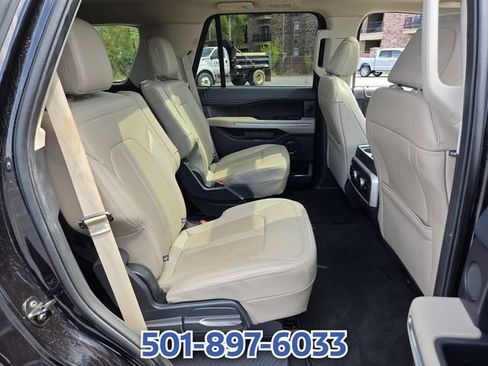Used 2024 Ford Expedition Limited RWD image 16