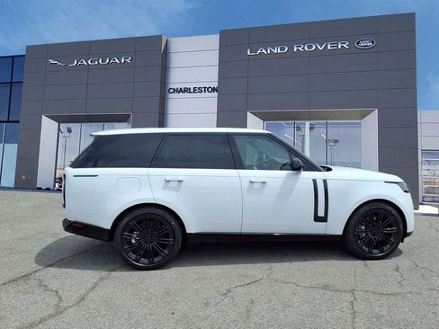 New 2026 Land Rover Range Rover SE AWD/4WD image 6