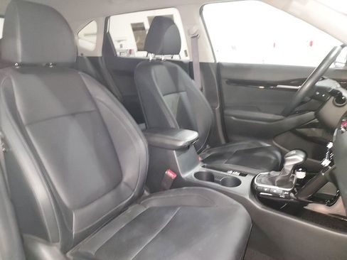 Used 2024 Kia Seltos SX image 30