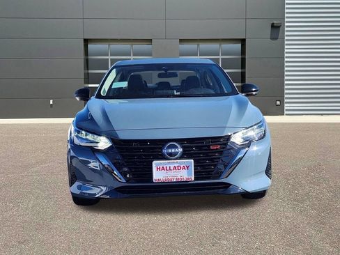 New 2025 Nissan Sentra SR w/ SR Premium Package FWD image 7