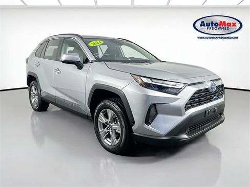 Used 2024 Toyota RAV4 LE image 1