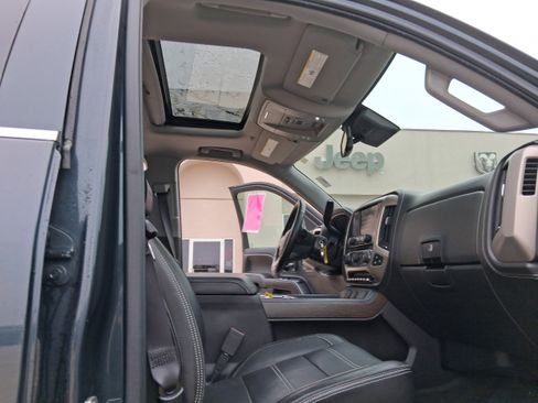 Used 2017 GMC Sierra 1500 Denali w/ Denali Ultimate Package image 22