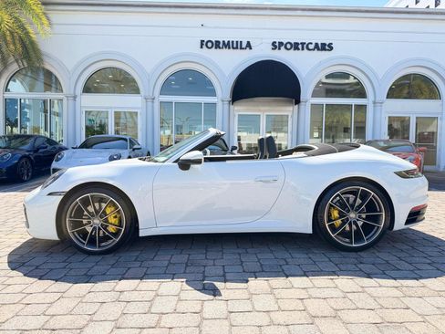Used 2023 Porsche 911 Carrera RWD image 8