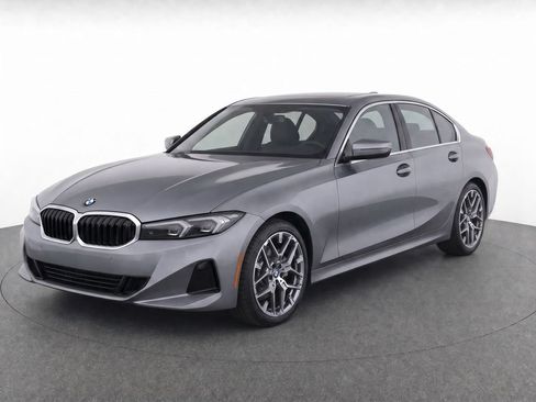 Used 2025 BMW 330i Sedan w/ Convenience Package RWD image 7