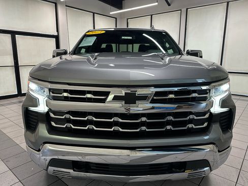 Used 2023 Chevrolet Silverado 1500 LTZ w/ LTZ Convenience Package II AWD/4WD image 14