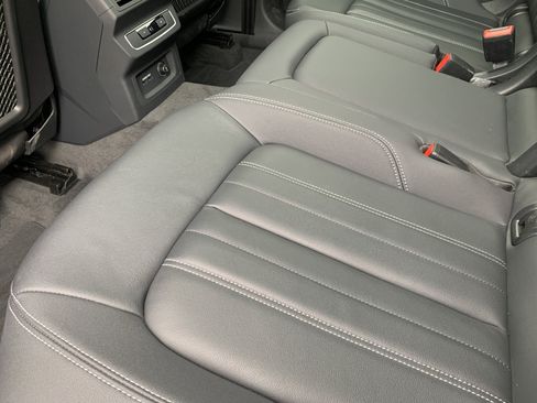 Certified 2022 Audi Q5 2.0T Premium Plus w/ Premium Plus Package image 35