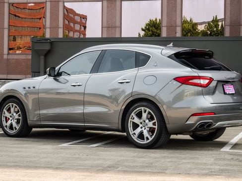 Used 2017 Maserati Levante S AWD/4WD image 44